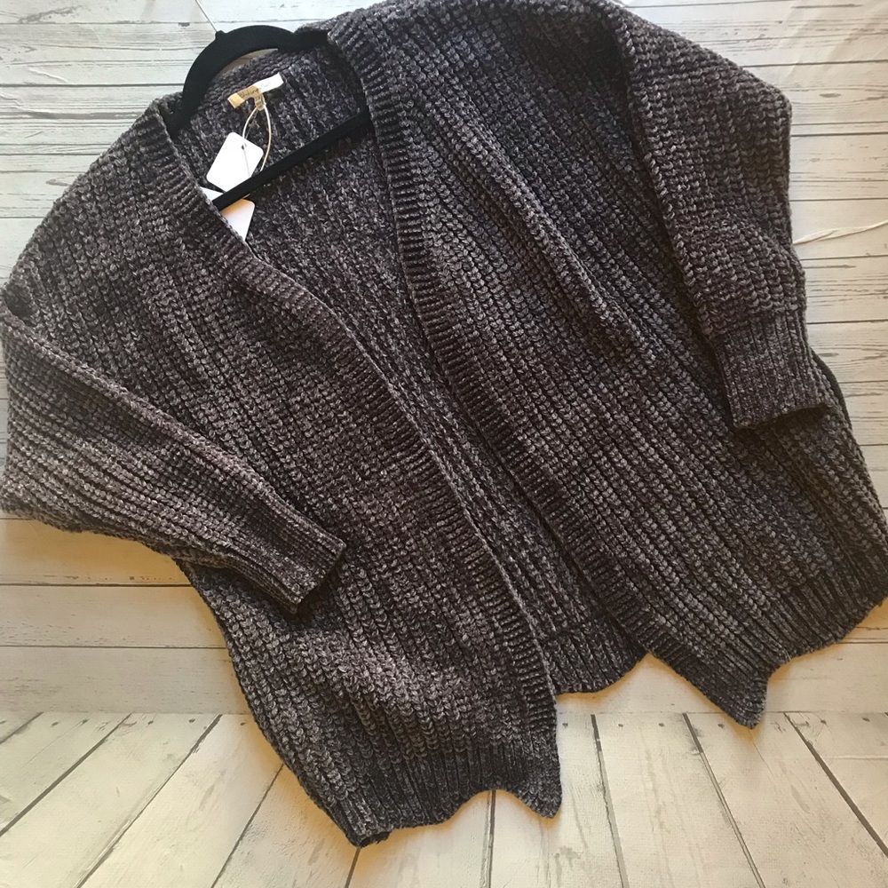 Cardigan - Picture 2 of 2